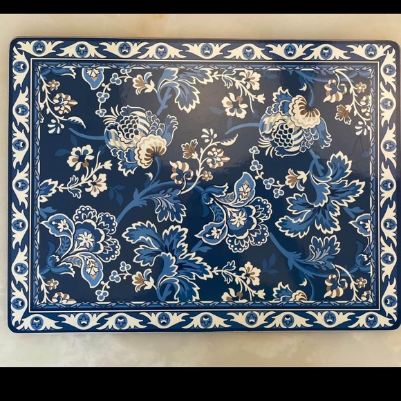 Williams Sonoma Florissant Hardmats (4) - Picture 2 of 5